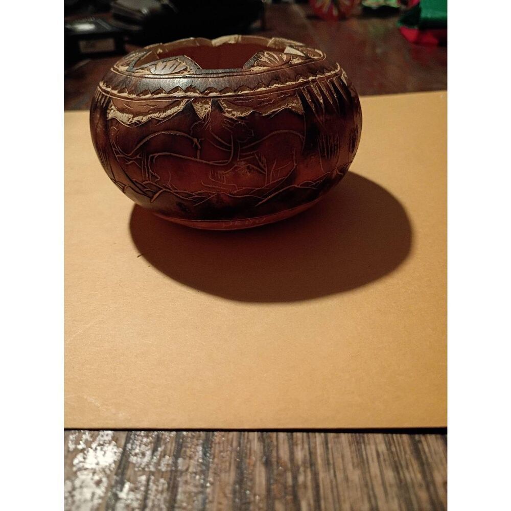 Vintage Signed Peruvian Hand Carved Gourd Leoncio V.L. Peru Collectible Decor